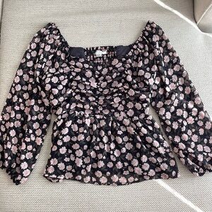 American Eagle Puff Sleeve Floral Top